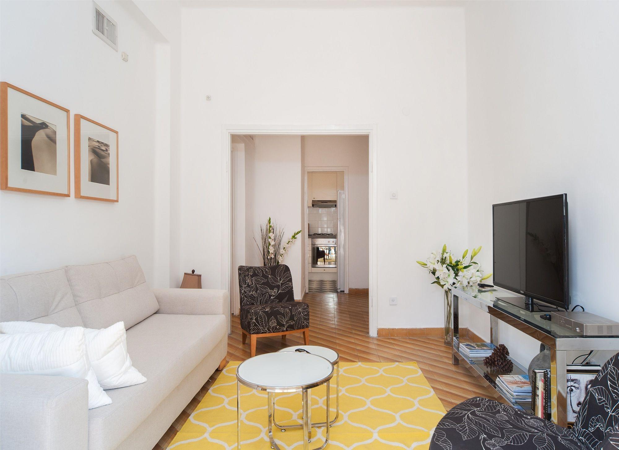 Charming 2Bd Apt W/ Balcony By Sea N' Rent Tel Aviv-Jaffa Exterior foto